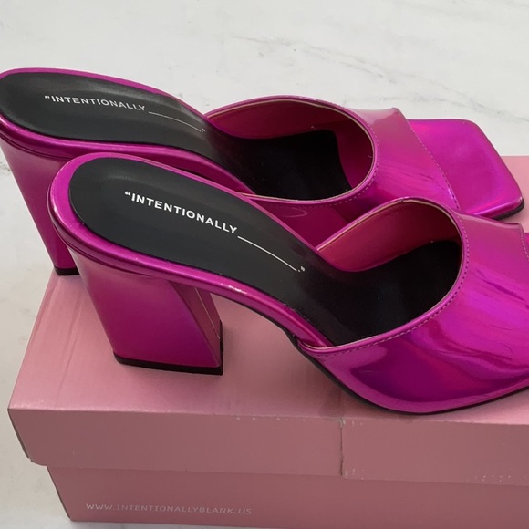 Intentionally blank x REVOLVE Jackson Mule EU Size: 40 - Picture 9 of 13